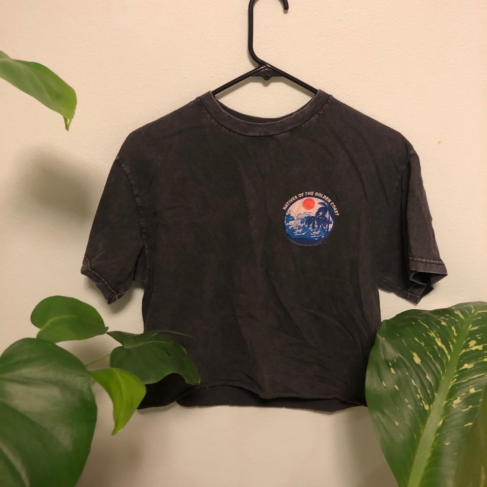 Brandy Melville graphic tee